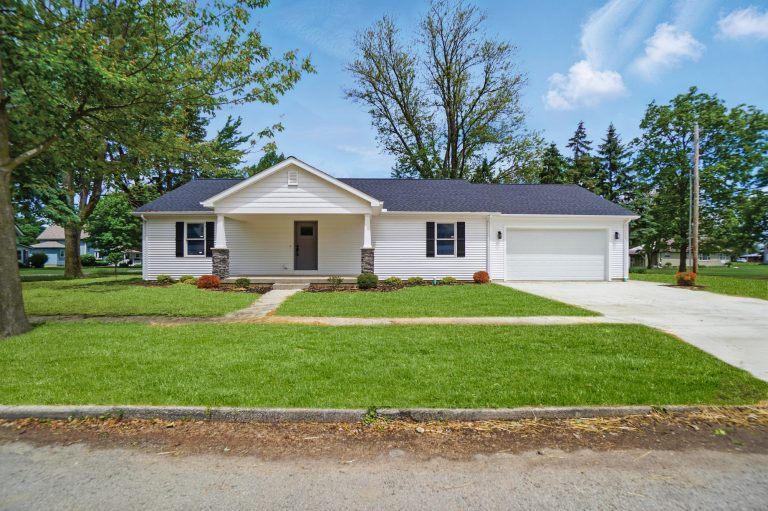 This home at 301 E. Second St. goes up for auction on June 21. (Submitted photo)