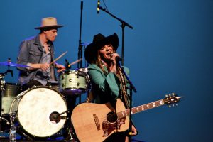 Former American Idol contestant Britnee Kellogg performed a free concert Friday night at the Niswonger Performing Arts Center as part of the Van Wert County Foundation’s Feel Good Fridays. (Sam Shriver/CherryRoad Media)