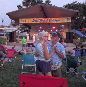 Slow dancing with your favorite girl at the Block Party in Fountain Park. (Sam Shriver/CherryRoad Media)